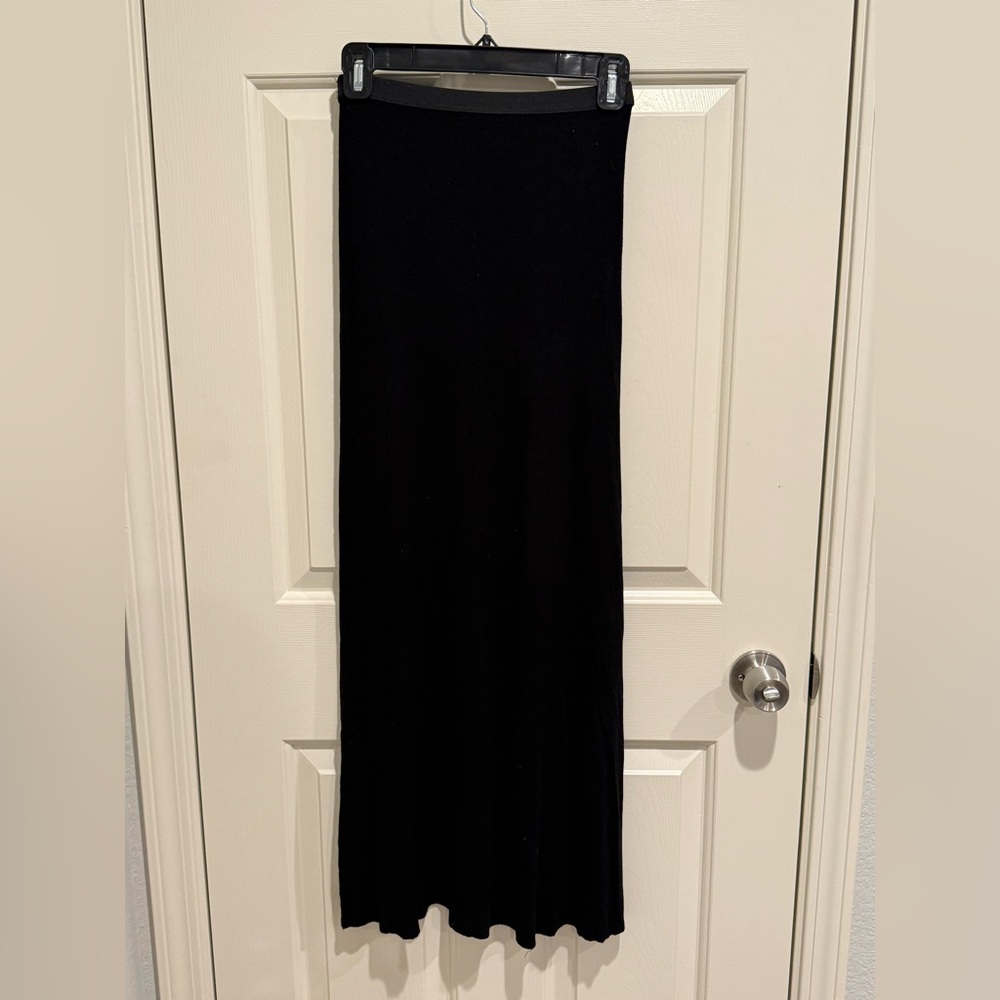 BCBG MAXAZRIA Elegant Black Maxi Skirt